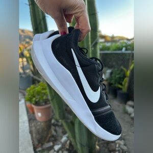 Women’s Nike Lace up sneakers #8.5